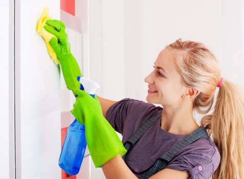 Professional end of tenancy cleaning in a Twickenham home